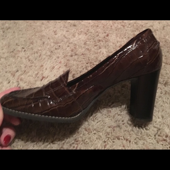 Franco Sarto brown patent heels - Picture 2 of 6
